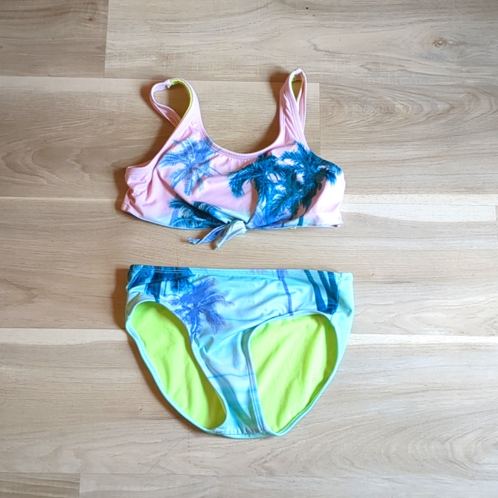 Justice Bikini